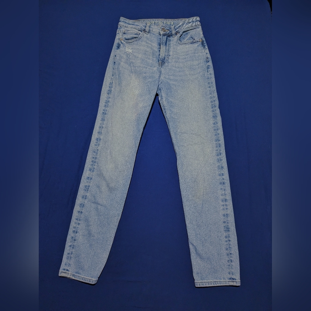 AE Stretch Mom Jeans Size 2 Long